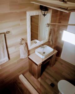 Koupelna v ubytování Theonymfi Luxury Villas