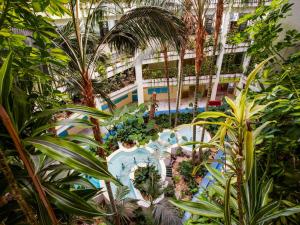 Scenic Apartment in Benalmadena with Jacuzzi, Fitness Room ...