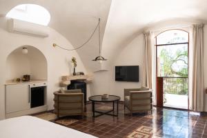 Gallery image of Khan Ein Karem Boutique Hotel in Jerusalem