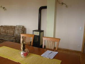 Posedenie v ubytovaní Apartment in Duce with sea view, terrace, air conditioning, washing machine (595-1)