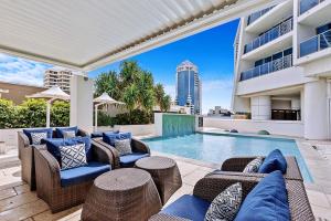 H Luxury Residence Apartments - Holiday Paradise 내부 또는 인근 수영장