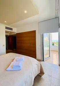 Gallery image of Amathus suite with sea view in Limassol