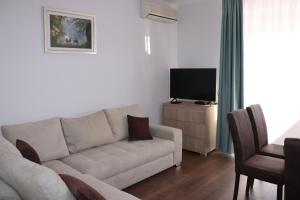 Fotografia z galérie ubytovania Liget Apartmanház v destinácii Kehidakustány