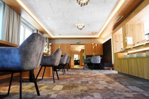 Uma área de estar em Hotel Beethoven