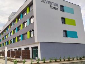 Budova, v ktorej sa apartmán nachádza