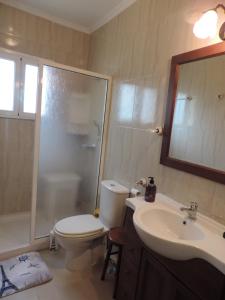 Kúpeľňa v ubytovaní CASA GONDAR