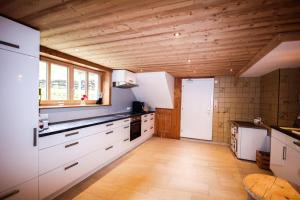 Kuchyň nebo kuchyňský kout v ubytování Hus 172
