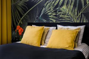 Ένα ή περισσότερα κρεβάτια σε δωμάτιο στο W&K Apartments - Gold Suite - Faktura VAT, Parking, Klimatyzacja