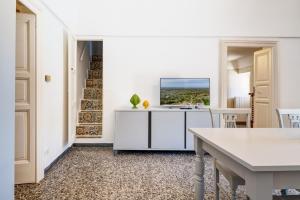 Fotografie z fotogalerie ubytování IL GIARDINO DEL MANDARINO HOUSE v destinaci Montalbano