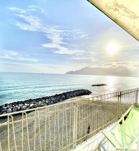 Gallery image of Bright Apartment with Sea View Balcony in Salerno