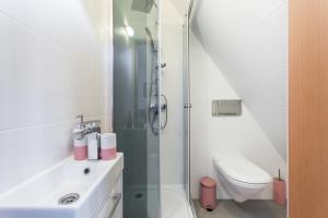 Łazienka w obiekcie Rent like home - Za Cieszynianką 5