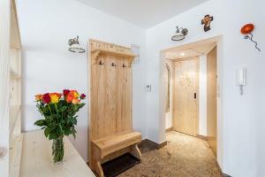 Zdjęcie z galerii obiektu Rent like home - Za Cieszynianką 5 w Zakopanem