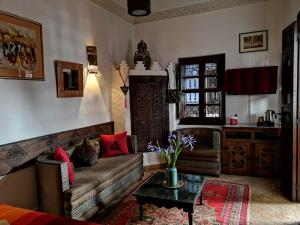 Posezení v ubytování Riad Charme d'Orient Adults Only