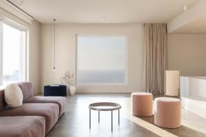 Andronis Arcadia Hotel的休息区