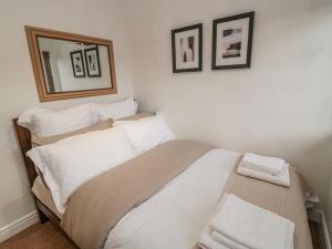Легло или легла в стая в Woodland View Luxury Lodge