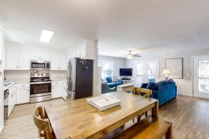 Kuchyň nebo kuchyňský kout v ubytování Big Oak Landing