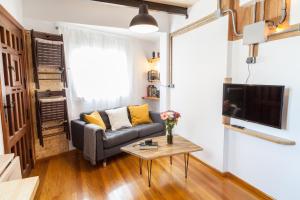 Telewizja i/lub zestaw kina domowego w obiekcie Tarifa Cozy House - Tiny House