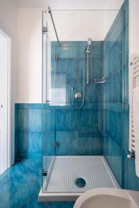 A bathroom at Marèe b&b
