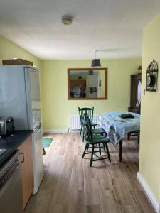 Η κουζίνα ή μικρή κουζίνα στο Channel Vista