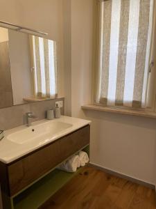 A bathroom at AFFITTACAMERE LA VOLPE