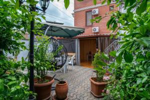 Gallery image of Balanchine in Kutaisi