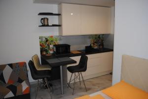 Köök või kööginurk majutusasutuses Apartments Samec