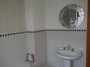 A bathroom at Clitheroe holiday let