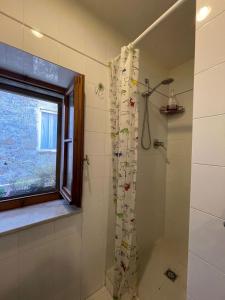 A bathroom at Casa vicolo dell’assedio