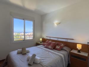 Posteľ alebo postele v izbe v ubytovaní Acapulco 16 Apartments Casasol