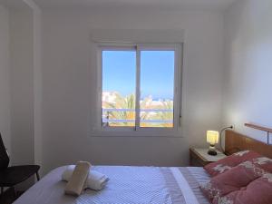 Posteľ alebo postele v izbe v ubytovaní Acapulco 16 Apartments Casasol