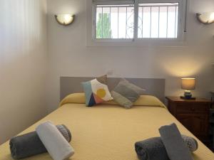 Posteľ alebo postele v izbe v ubytovaní Acapulco 16 Apartments Casasol
