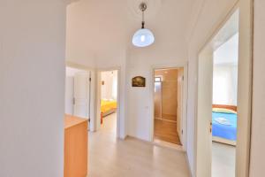 Кровать или кровати в номере Villa Candan Kaş