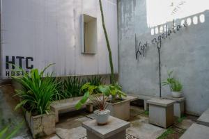 Gallery image of RedDoorz Plus near Kawasan Sam Poo Kong Semarang in Semarang