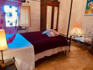 Posteľ alebo postele v izbe v ubytovaní Arianella Holiday Home Penedes