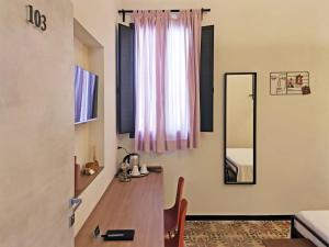 Posteľ alebo postele v izbe v ubytovaní Bassi77 - rooms & apartments + 37 fotografií