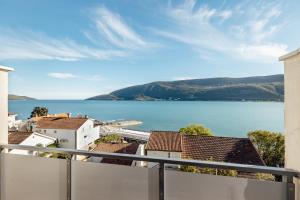 Gallery image of Doxa M Apartments in Herceg-Novi