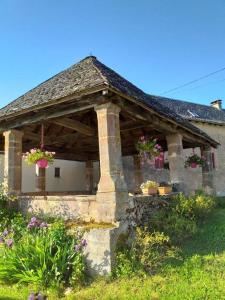 Gallery image of La Maison des Rosiers in Manhac