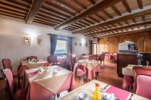 Istumisnurk majutusasutuses Hotel Vecchia Oliviera