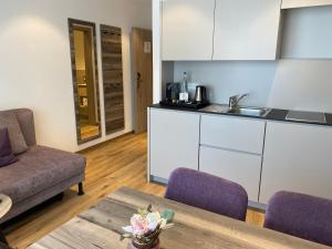 Köök või kööginurk majutusasutuses Hotel Kosel garni UG