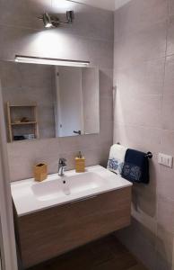 A bathroom at Terrazza del Golfo