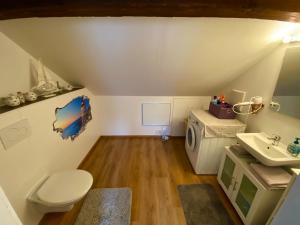 Una cocina o zona de cocina en Grimming View