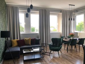 Posezení v ubytování Business Center + 37 fotografií