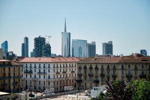 Gallery image of Skyline Apartment in Milan
