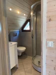 Koupelna v ubytování Domki i Apartamenty El-Piero