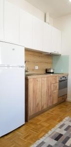 Köök või kööginurk majutusasutuses City Center Cute and Comfy Apartment - Ajia Apartments