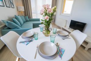 Afbeelding uit fotogalerij van MyFlat Golden Coast Panorama Apartment in Siófok