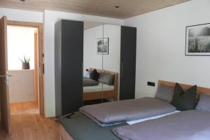 A bed or beds in a room at Kanis 80