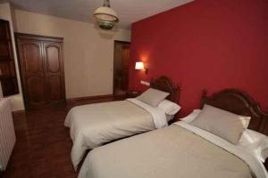 Afbeelding uit fotogalerij van Hotel Piloñés in Infiesto