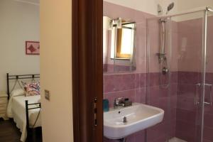 A bathroom at Villa Rosada