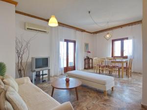 TV a/nebo společenská místnost v ubytování Rouladina Apartments